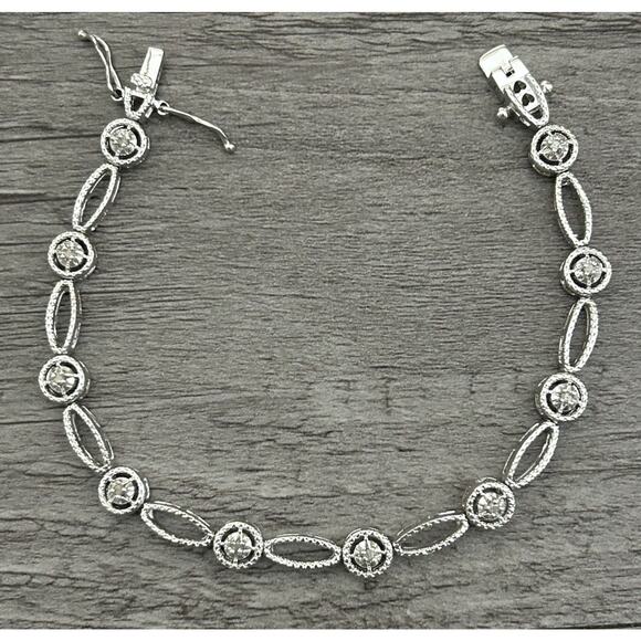 Lovely Silver Tone/Diamond Chips Sonya Hou Bracelet. Fits 6 1/2 Wrist - Picture 5 of 8
